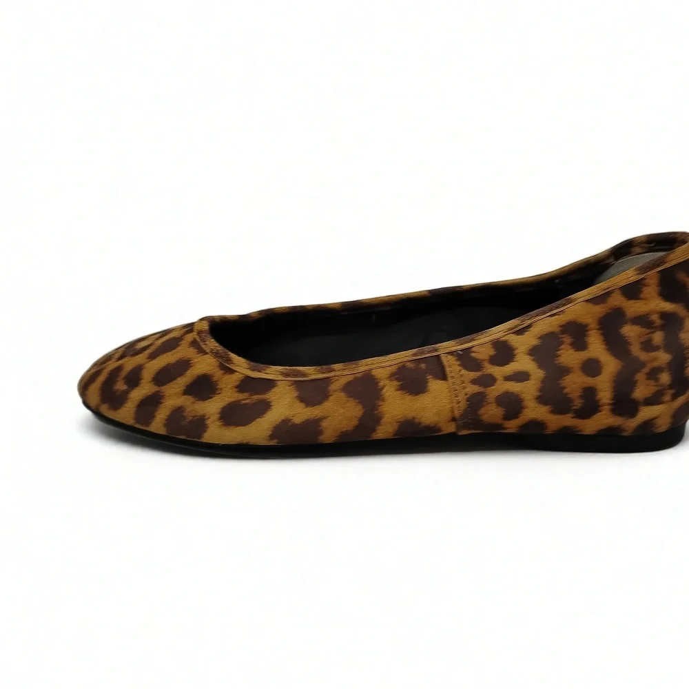 Vionic Orinda Leopard Ballet Flats Womens Size 6 Slip On Suede Comfort Shoes